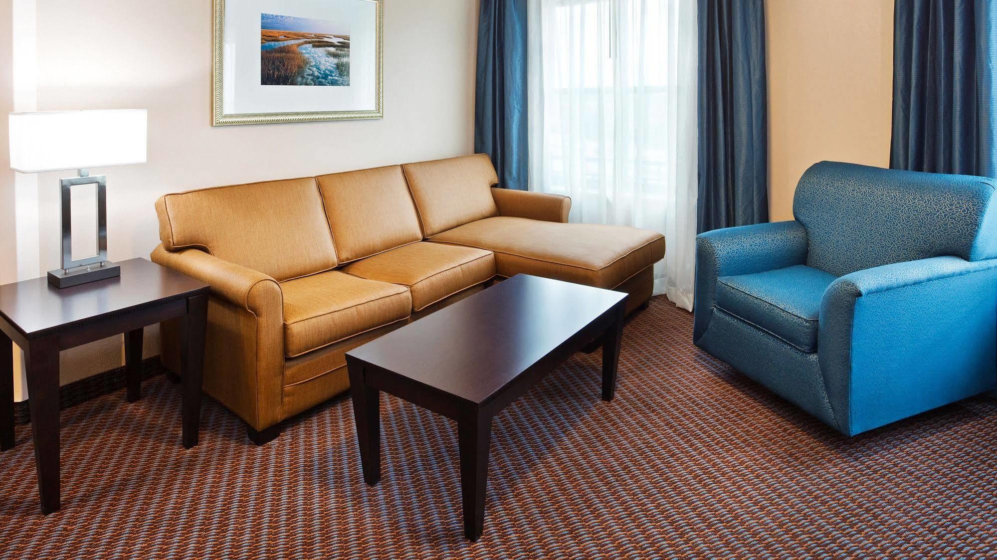 Holiday Inn Express Hotel & Suites Mount Pleasant - Charleston By Ihg Exterior foto